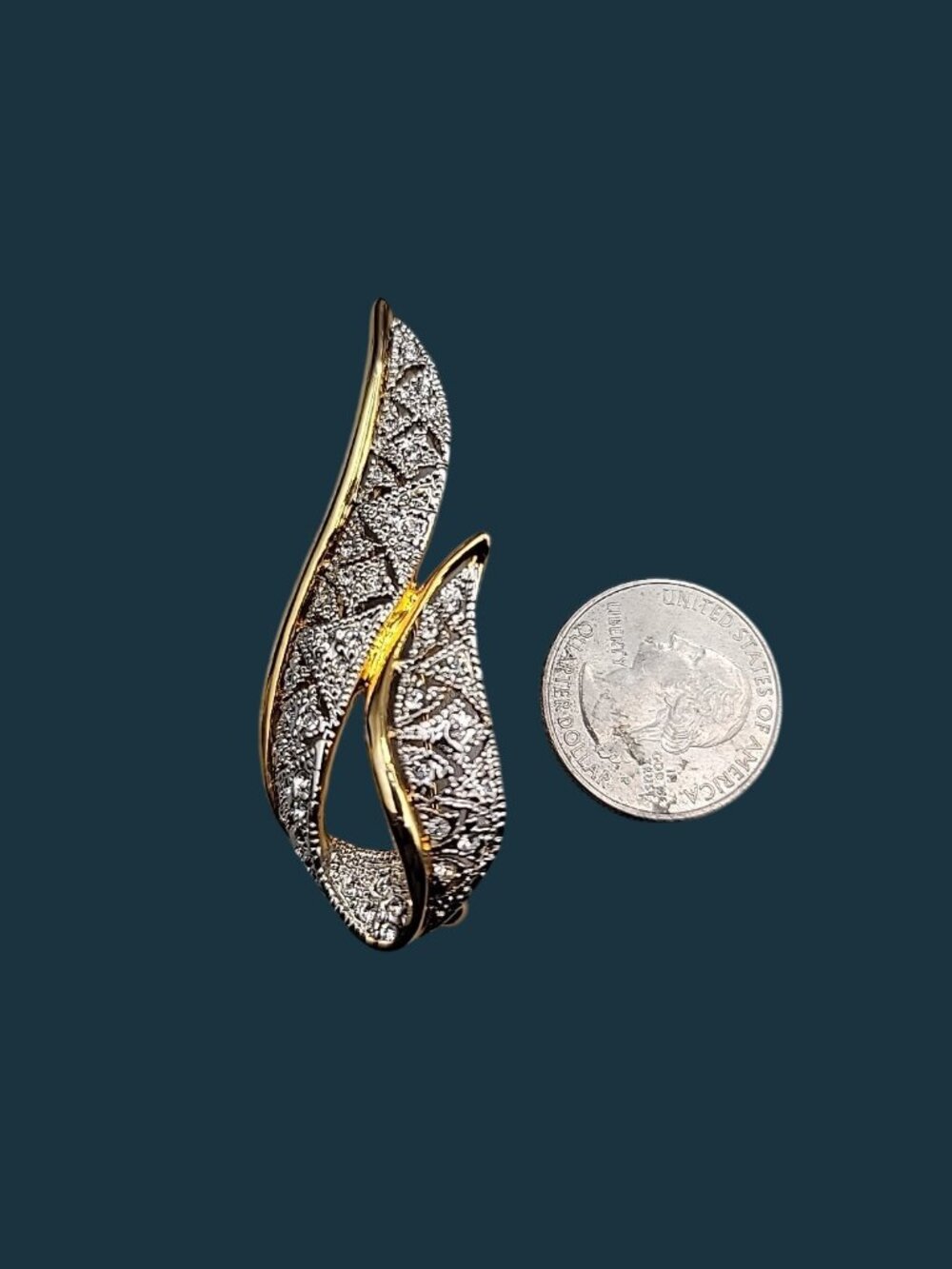 Vintage Two Tone Gold Silver Swirl Ribbon Rhinestone Brooch Pin Abstract Wave - Picture 5 of 5